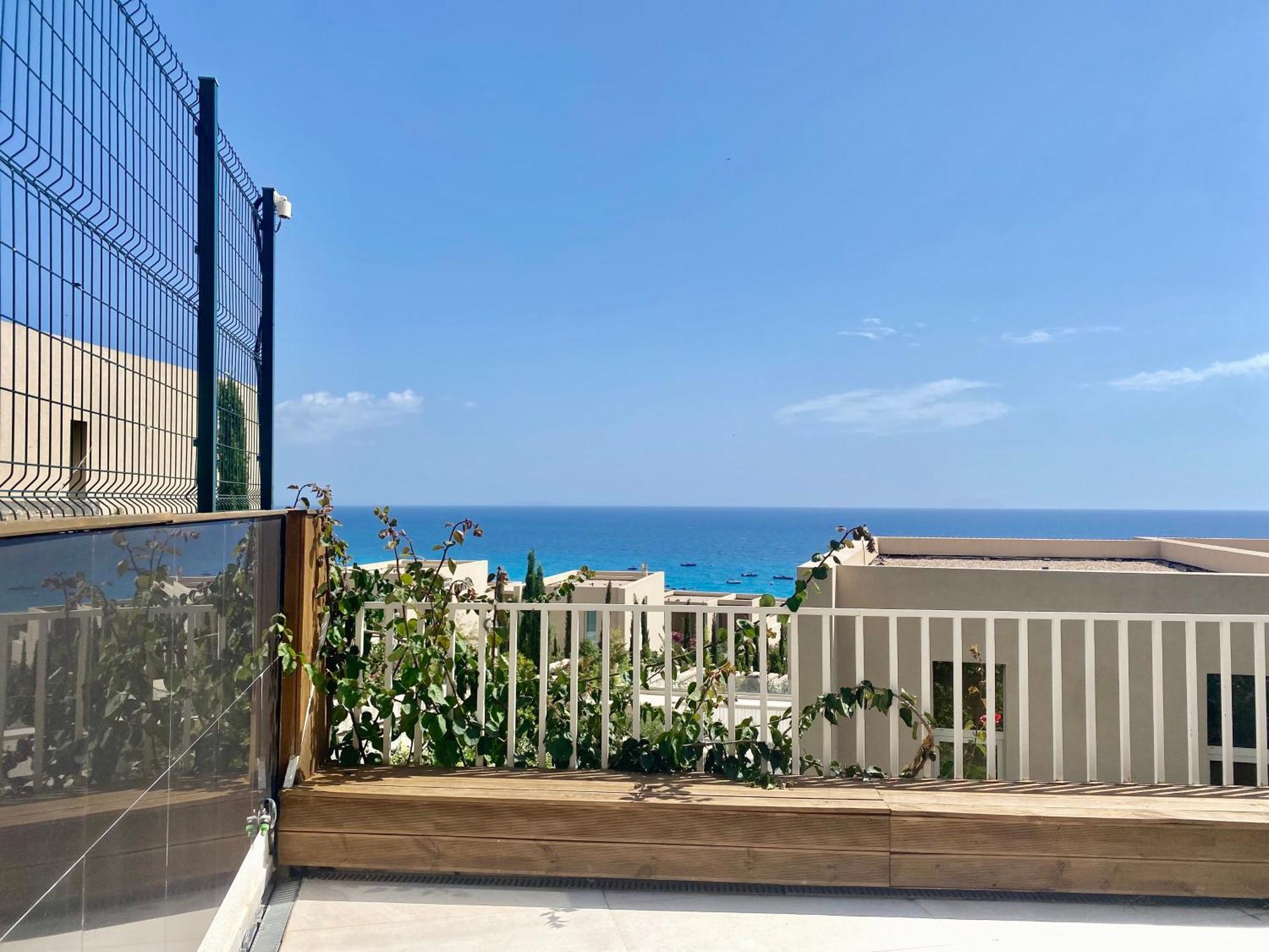 Green Coast Resort & Residences 94 Палас Экстерьер фото