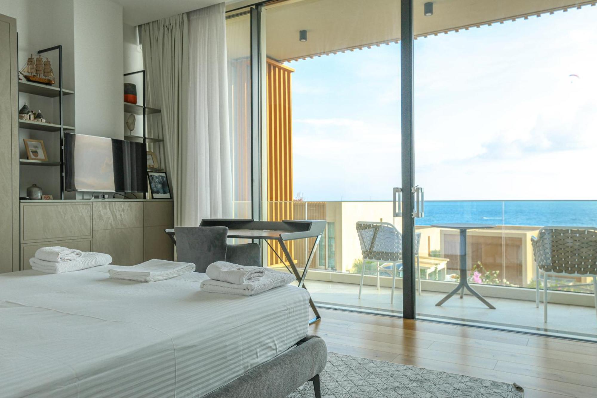 Green Coast Resort & Residences 94 Палас Экстерьер фото